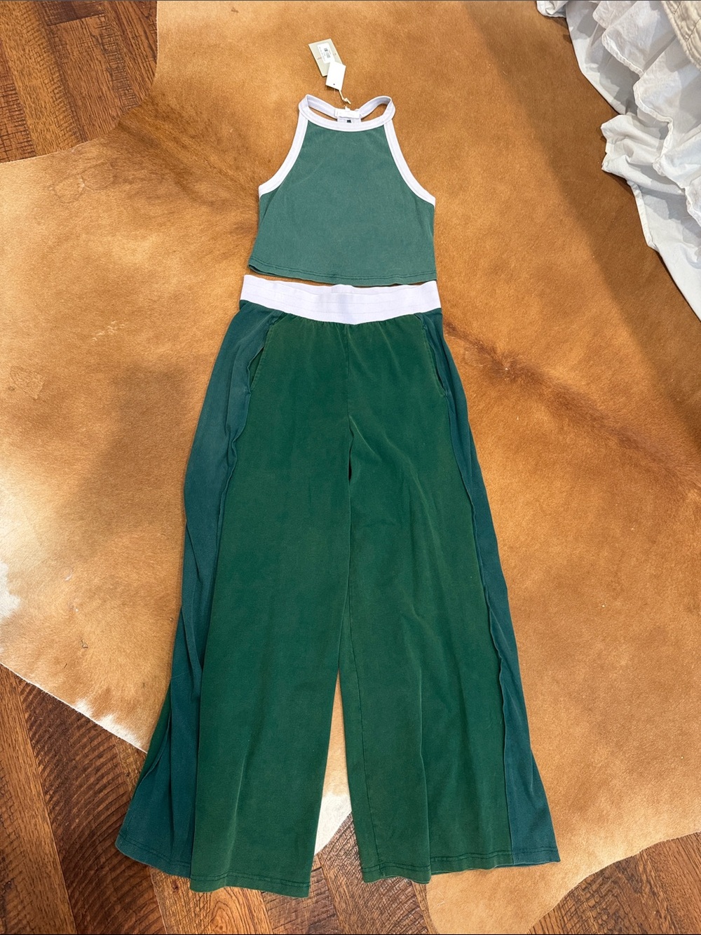 EE:some emerald green sea pant set